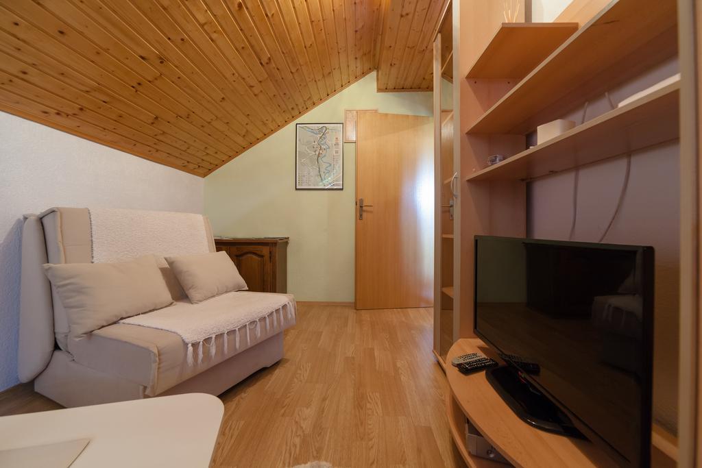 Apartment Luketic Slunj Exterior foto