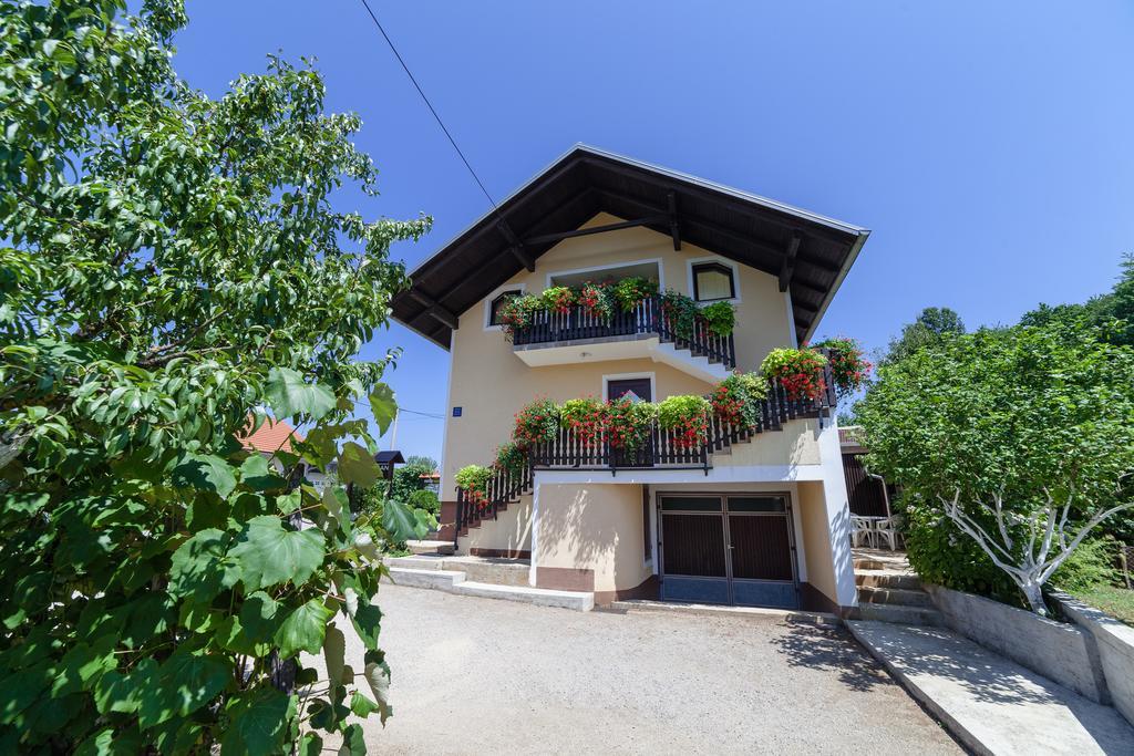Apartment Luketic Slunj Exterior foto